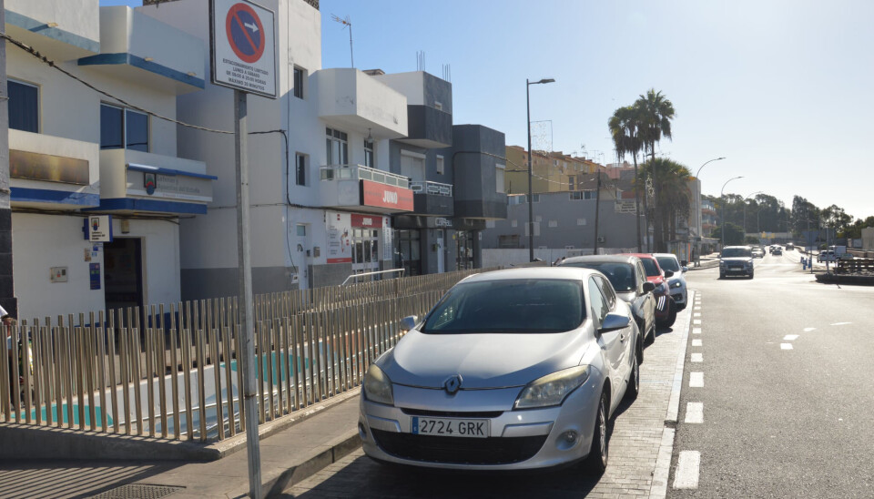 PARKERING: Det skal foregå i ordnede former, selv om det ikke alltid ser slik ut.