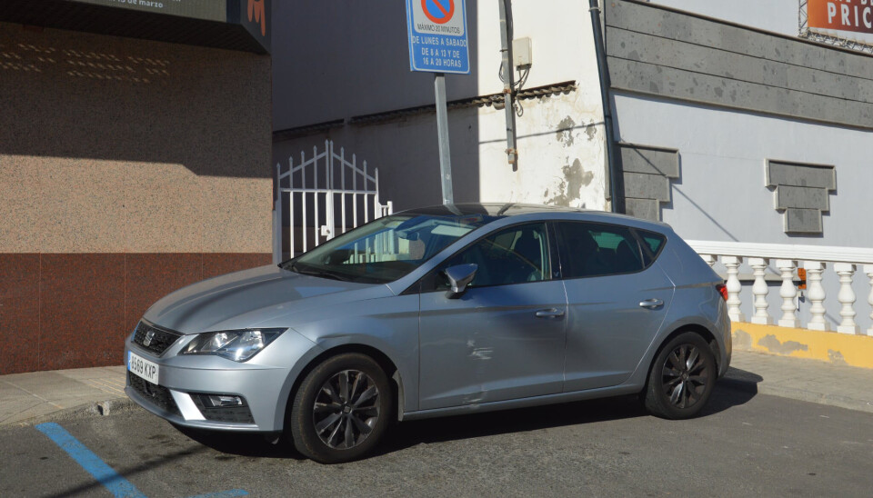 BLÅTT: Da skal du betale. Se etter nærmeste betalingsautomat.